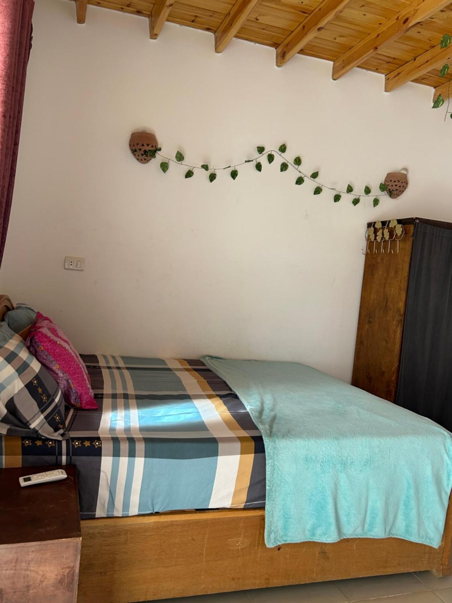 Quiet House In The Lighthouse דהב